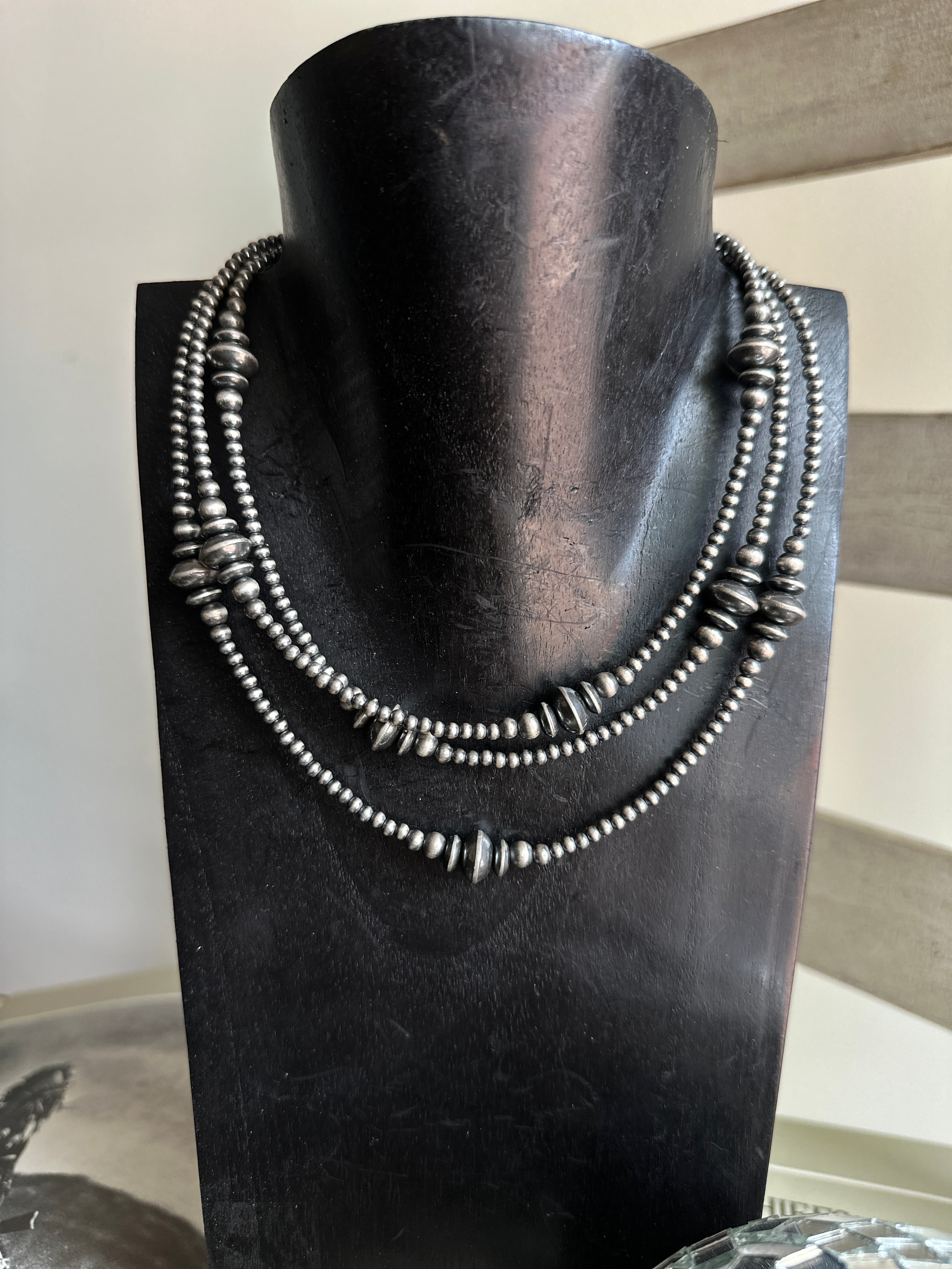 Granulated Saucer Necklace