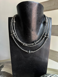 Granulated Saucer Necklace