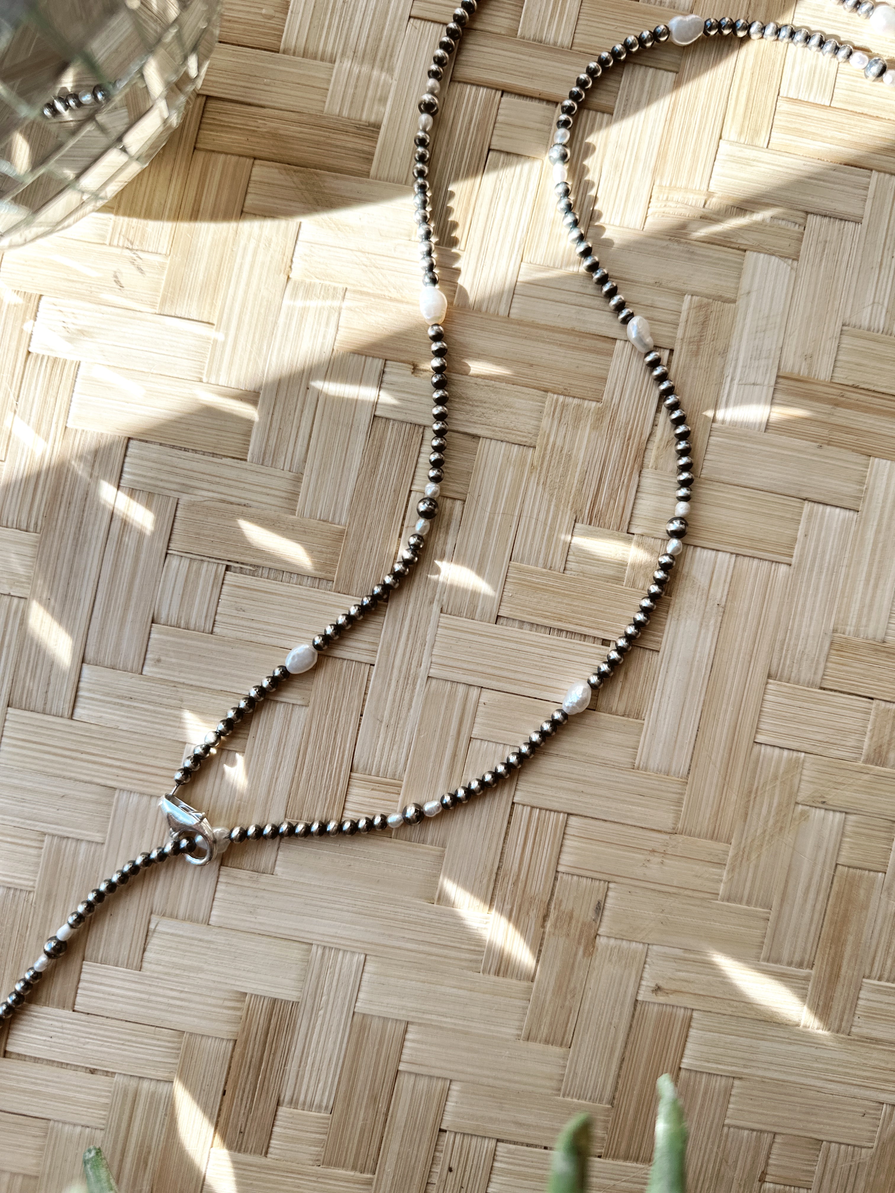 Pearl Toggle Lariat