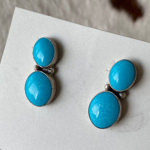 double stone studs